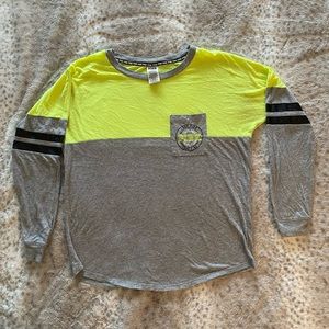 VS Pink Long Sleeve Tee